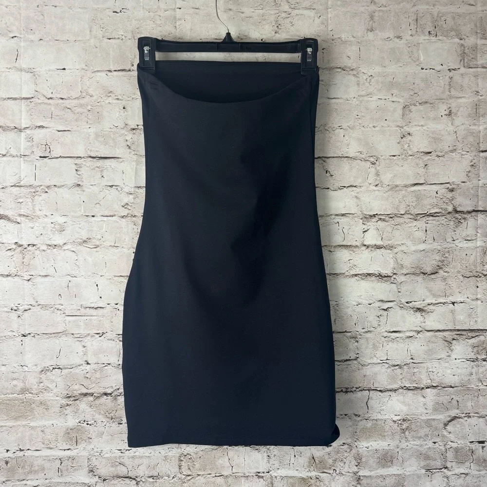 Contour Aritzia Mini Tube Dress Strapless Black Medium Nylon Elastane Women's M - Picture 11 of 12